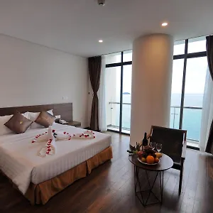 Lenid Ocean View Отель