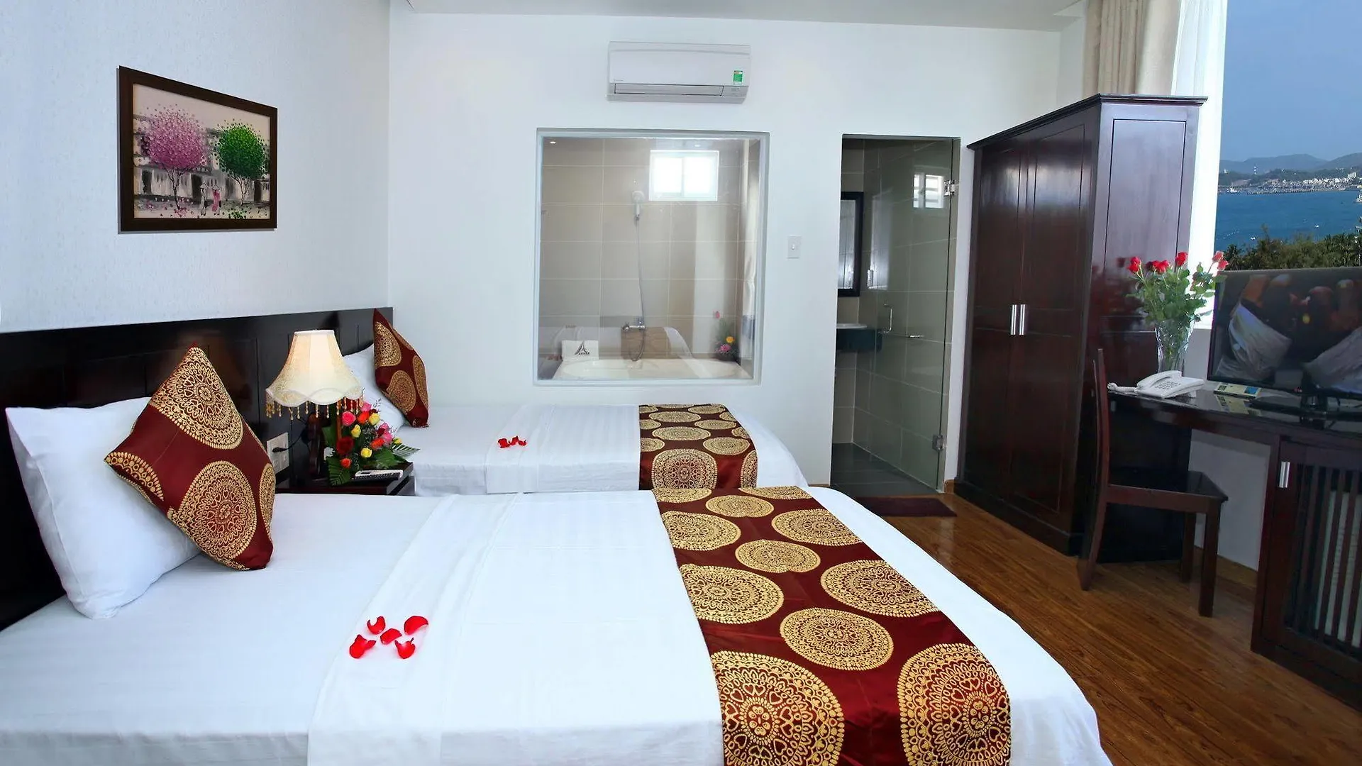 ***  Azura Hotel Nha Trang Vietnam